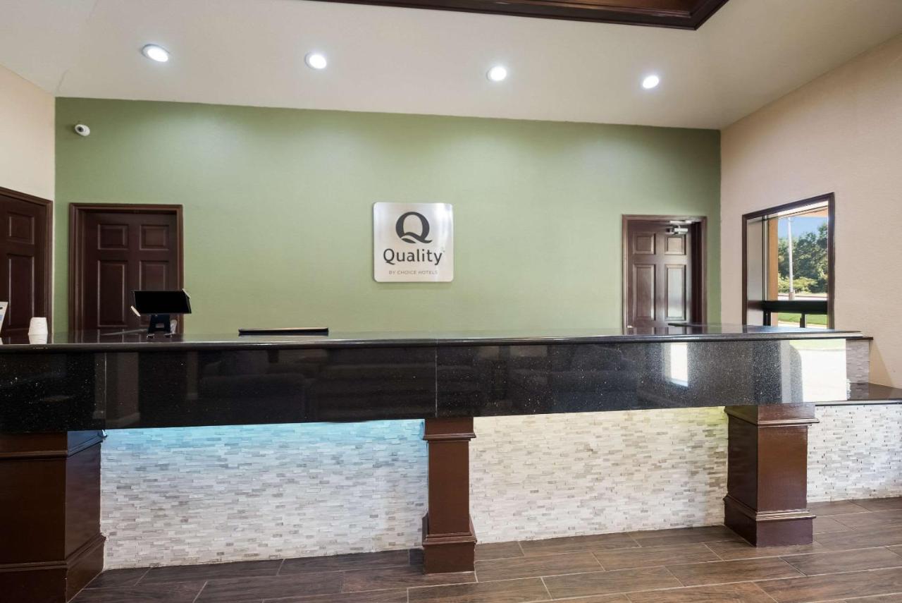 Quality Inn & Suites Лафкин Экстерьер фото
